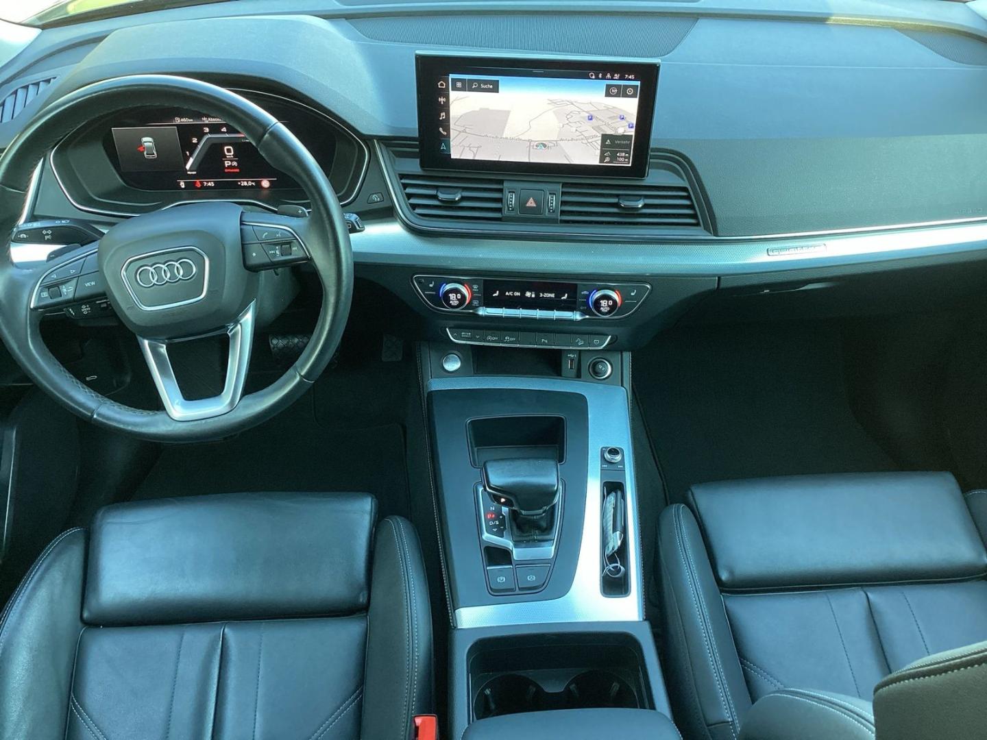 Image about Audi Q5 40 TDI quattro S tronic