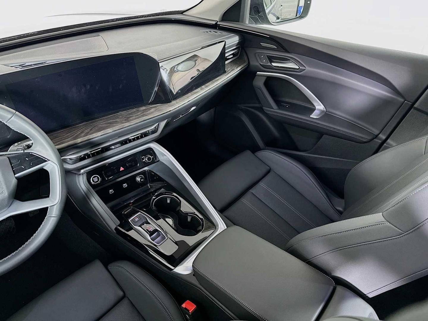 2025 Audi Q5 Premium Plus - Photo 22