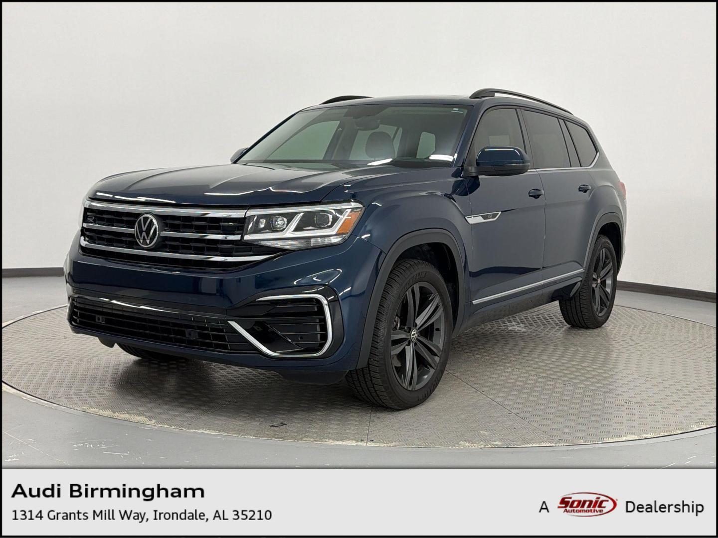 2021 Volkswagen Atlas 3.6L SE w/Tech R-Line's photo