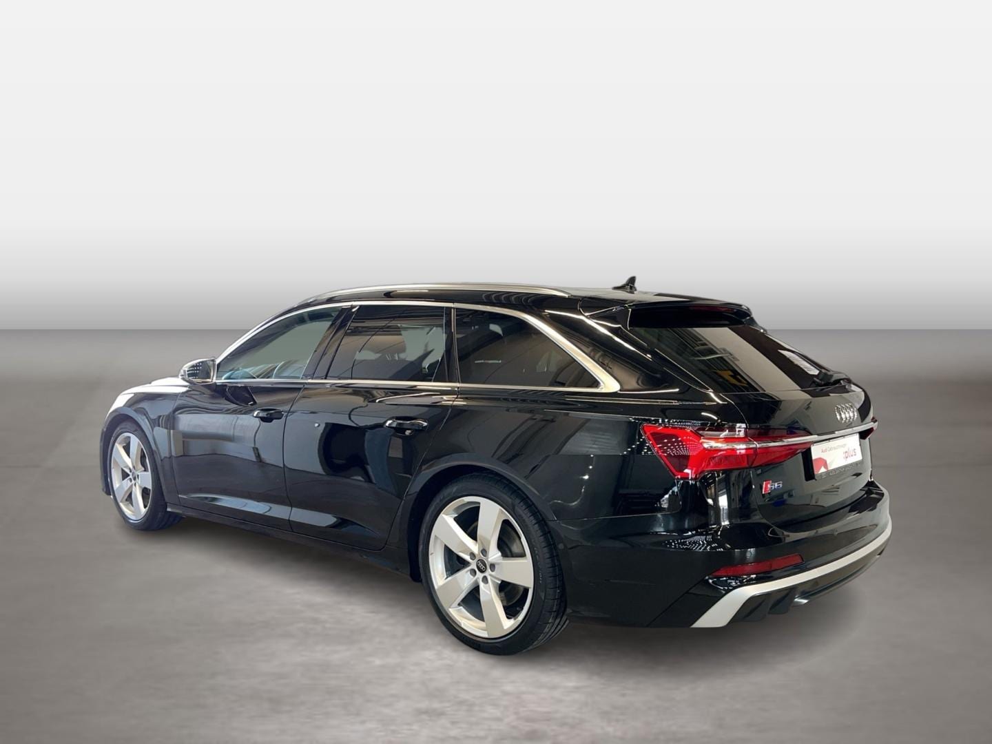 Bild über Audi S6 Avant TDI quattro tiptronic - für weitere Informationen kontaktieren Sie den Audi Partner