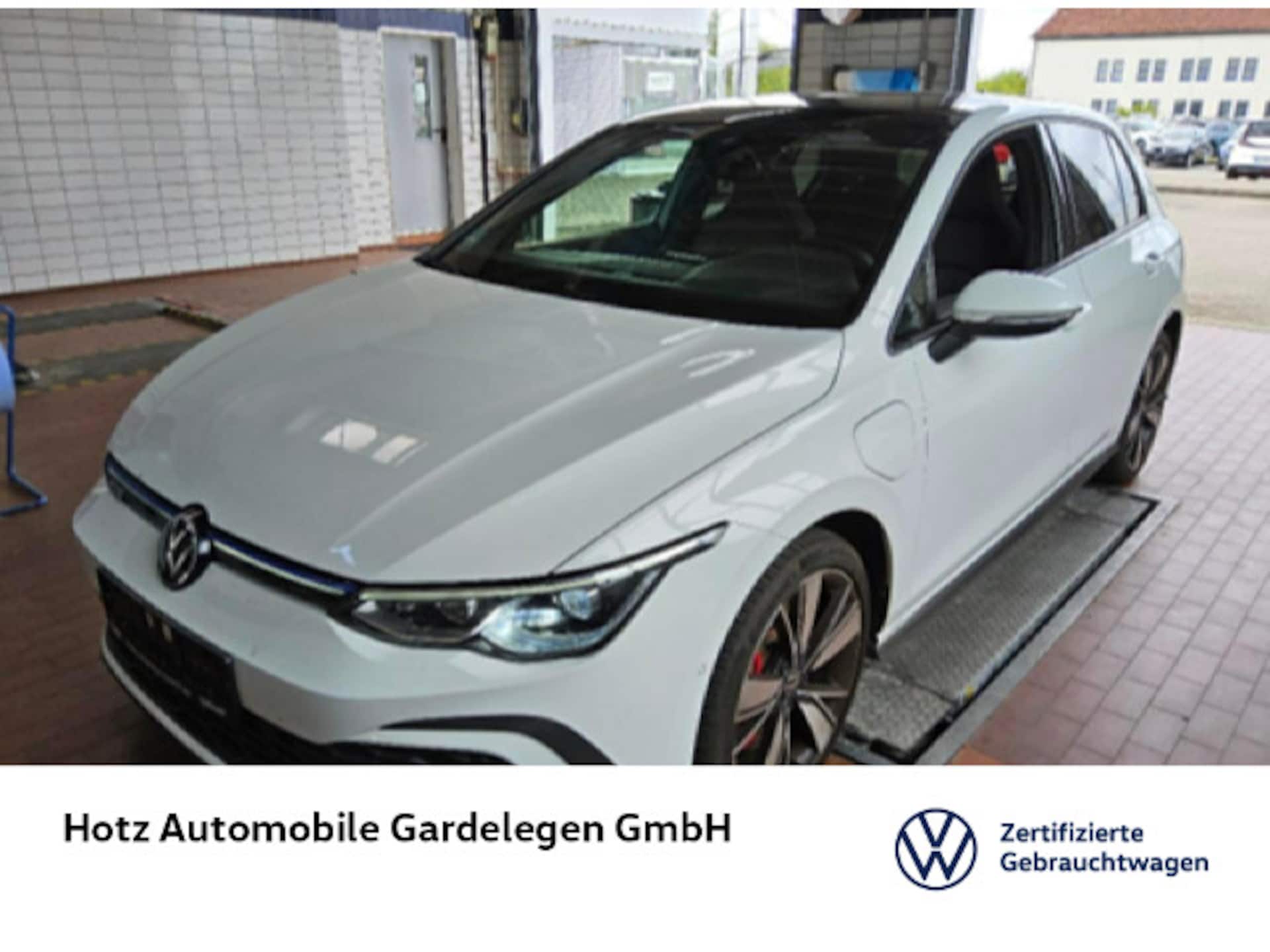 Volkswagen Golf 2021 — Golf 1.4 TSI GTE