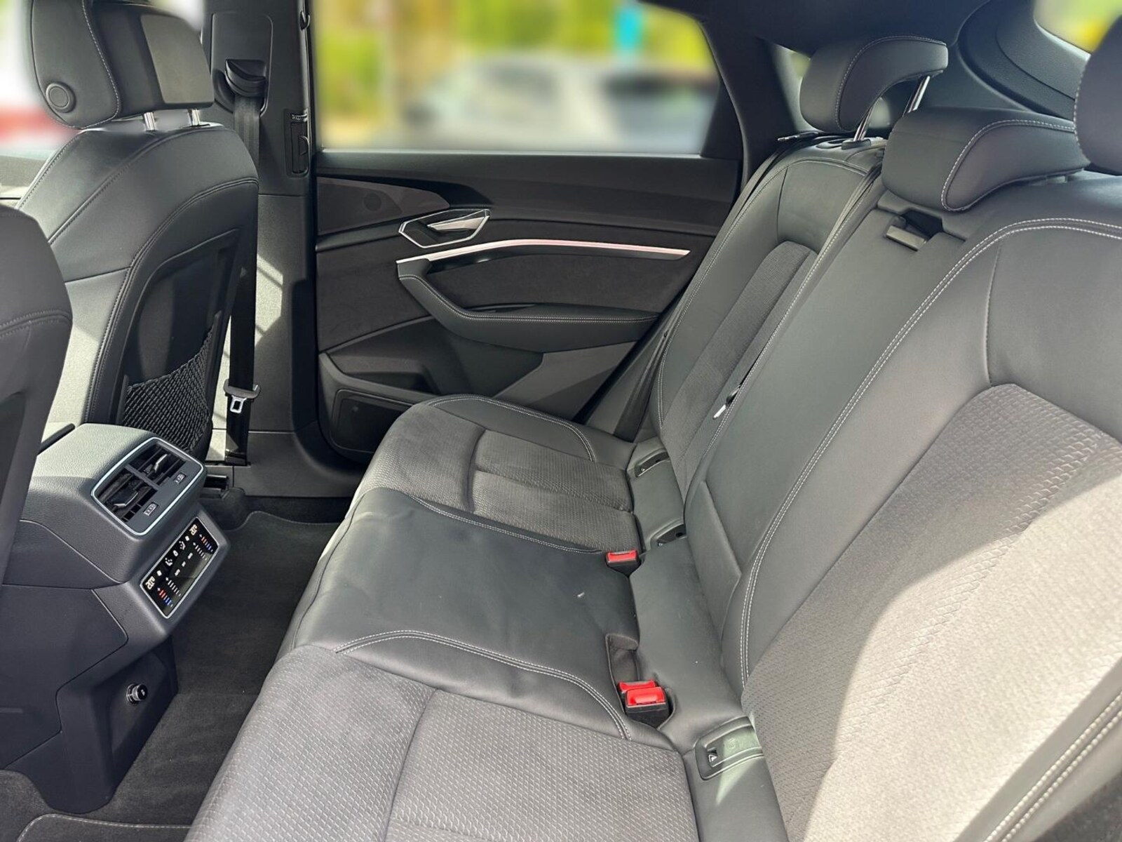 Audi Q8 Sportback e-tron – Bild 9
