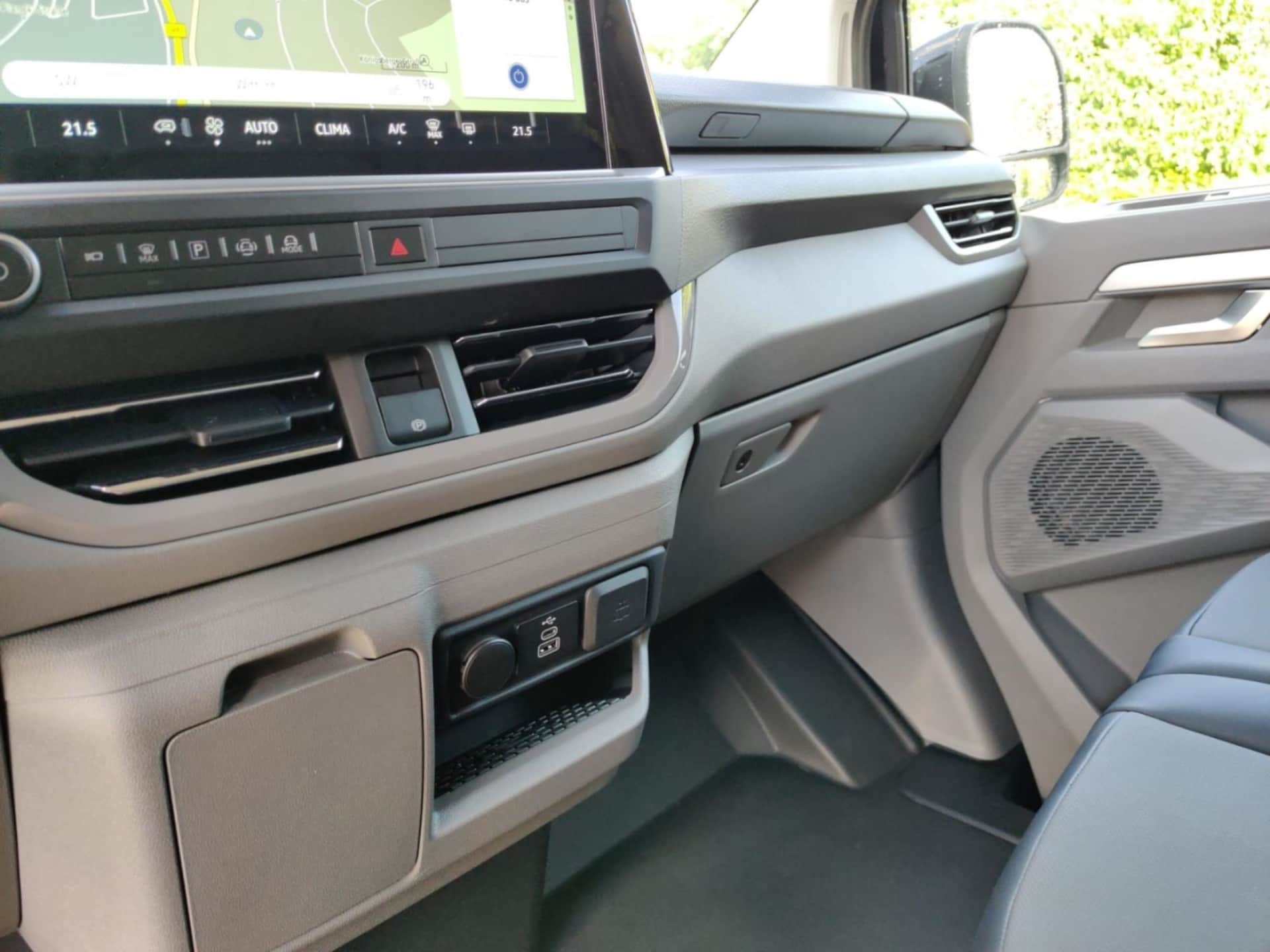 Volkswagen Caravelle langer Radstand Life