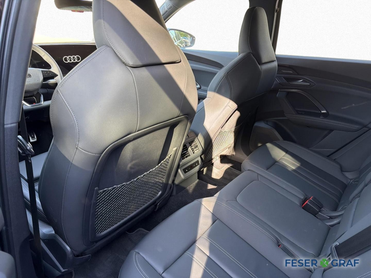 Bild über Audi Q5 Sportback TDI quattro 150 kW S tronic - für weitere Informationen kontaktieren Sie den Audi Partner