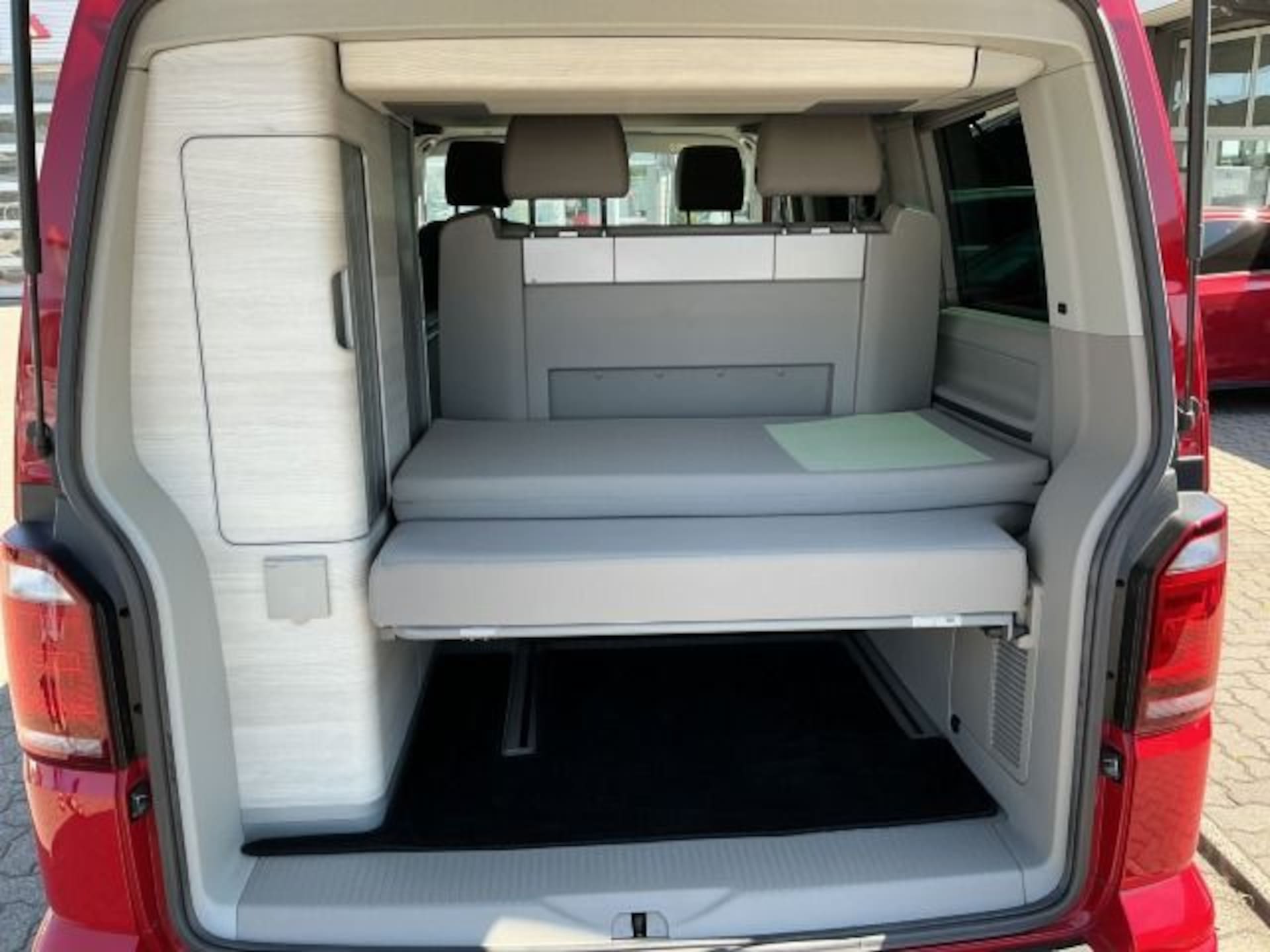Volkswagen T6 California Ocean