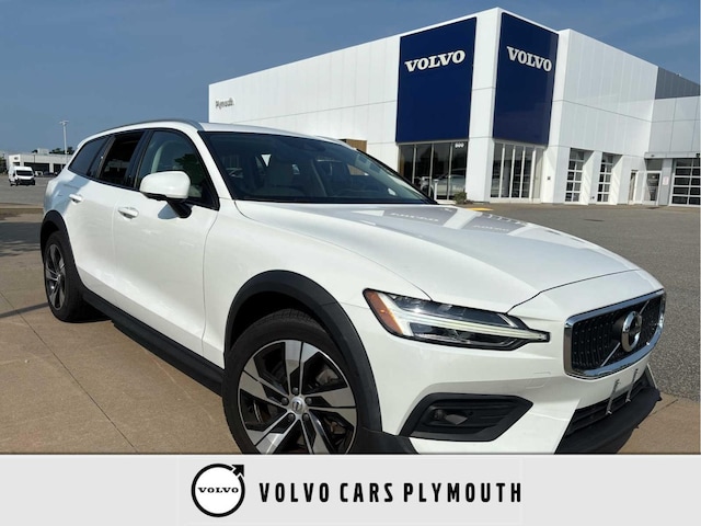 2021 Volvo V60 Cross Country