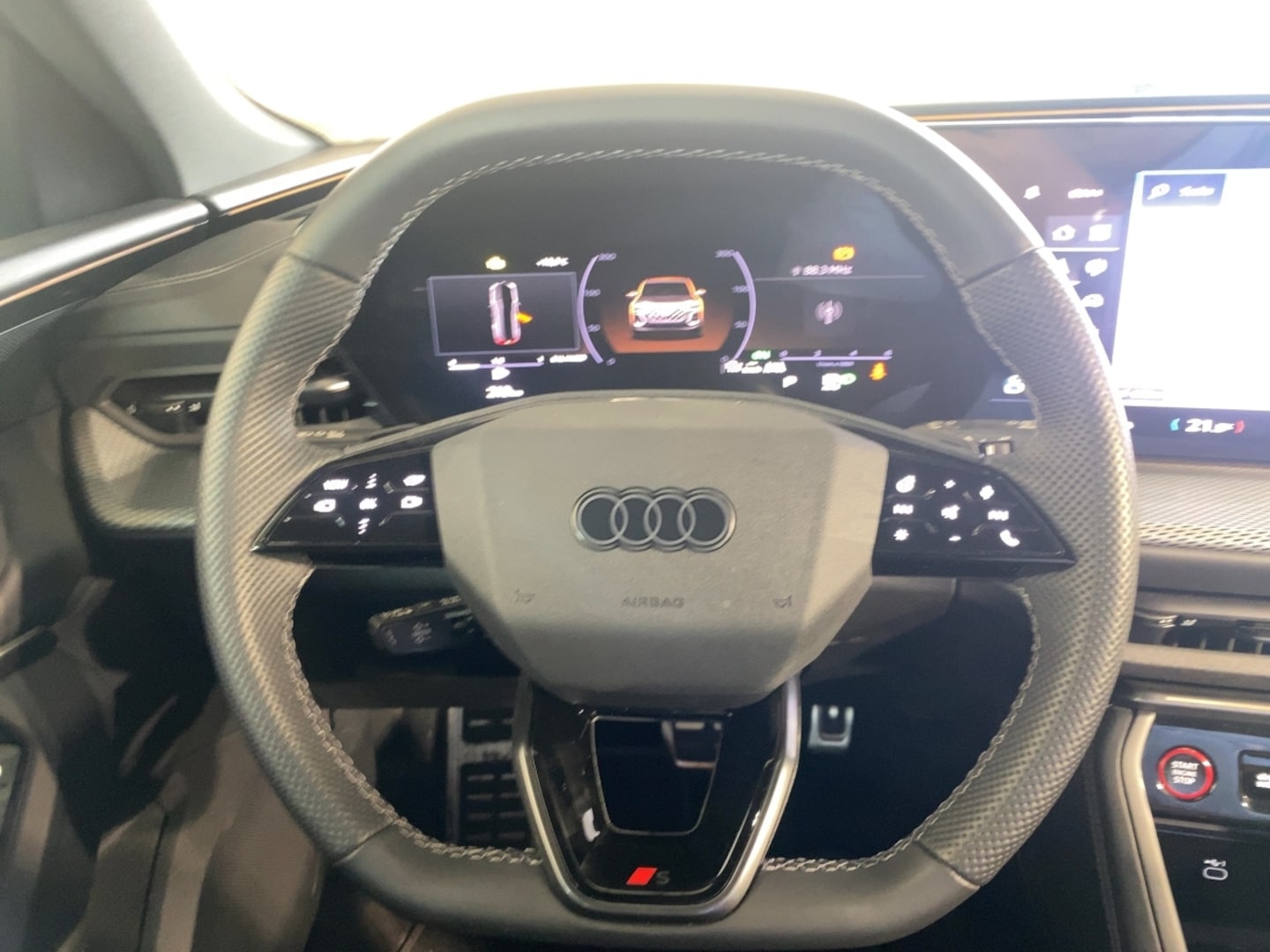 Bild über Audi Q5 SUV TDI quattro 150 kW S tronic - für weitere Informationen kontaktieren Sie den Audi Partner