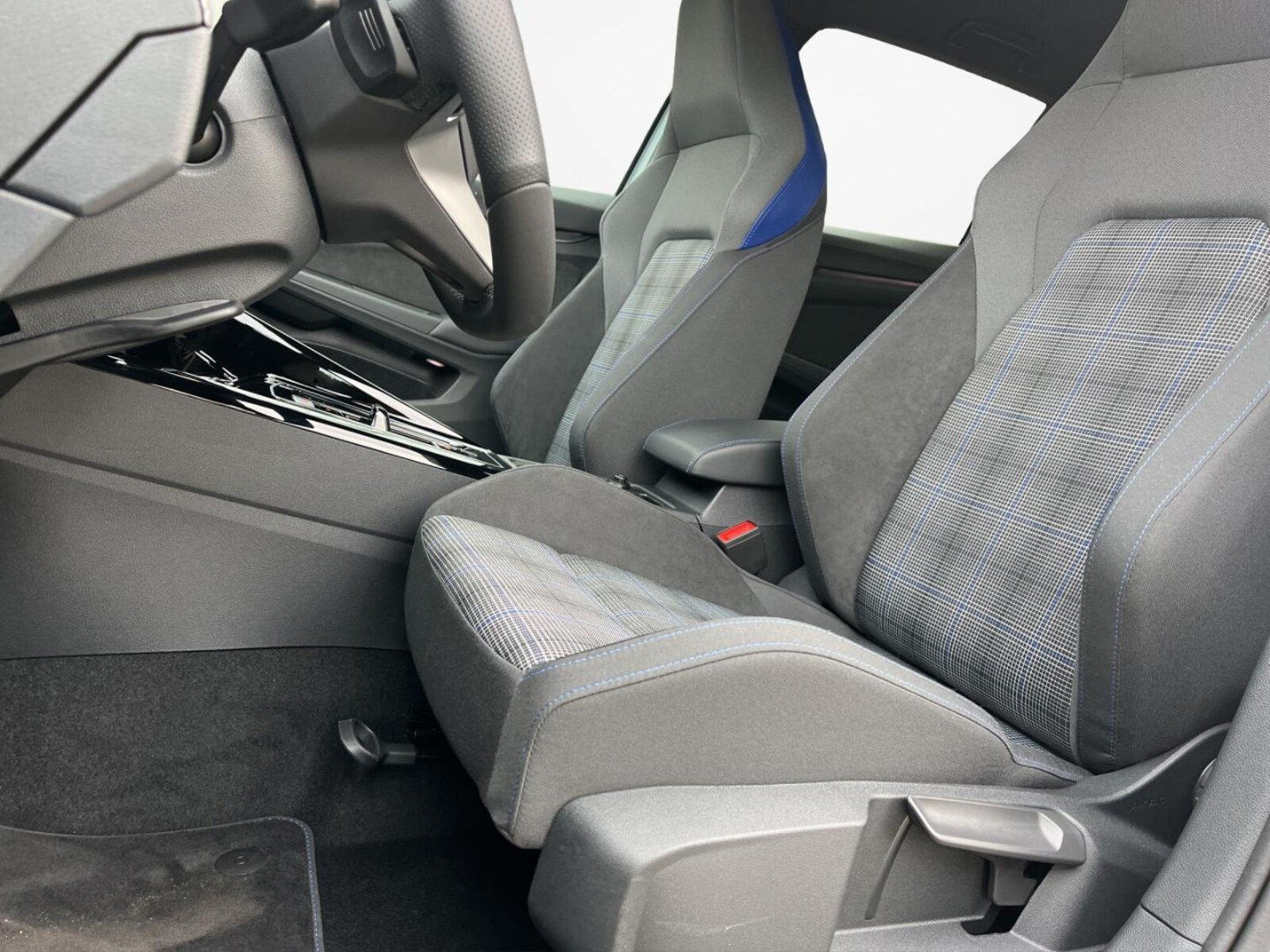 Volkswagen Golf – Bild 8