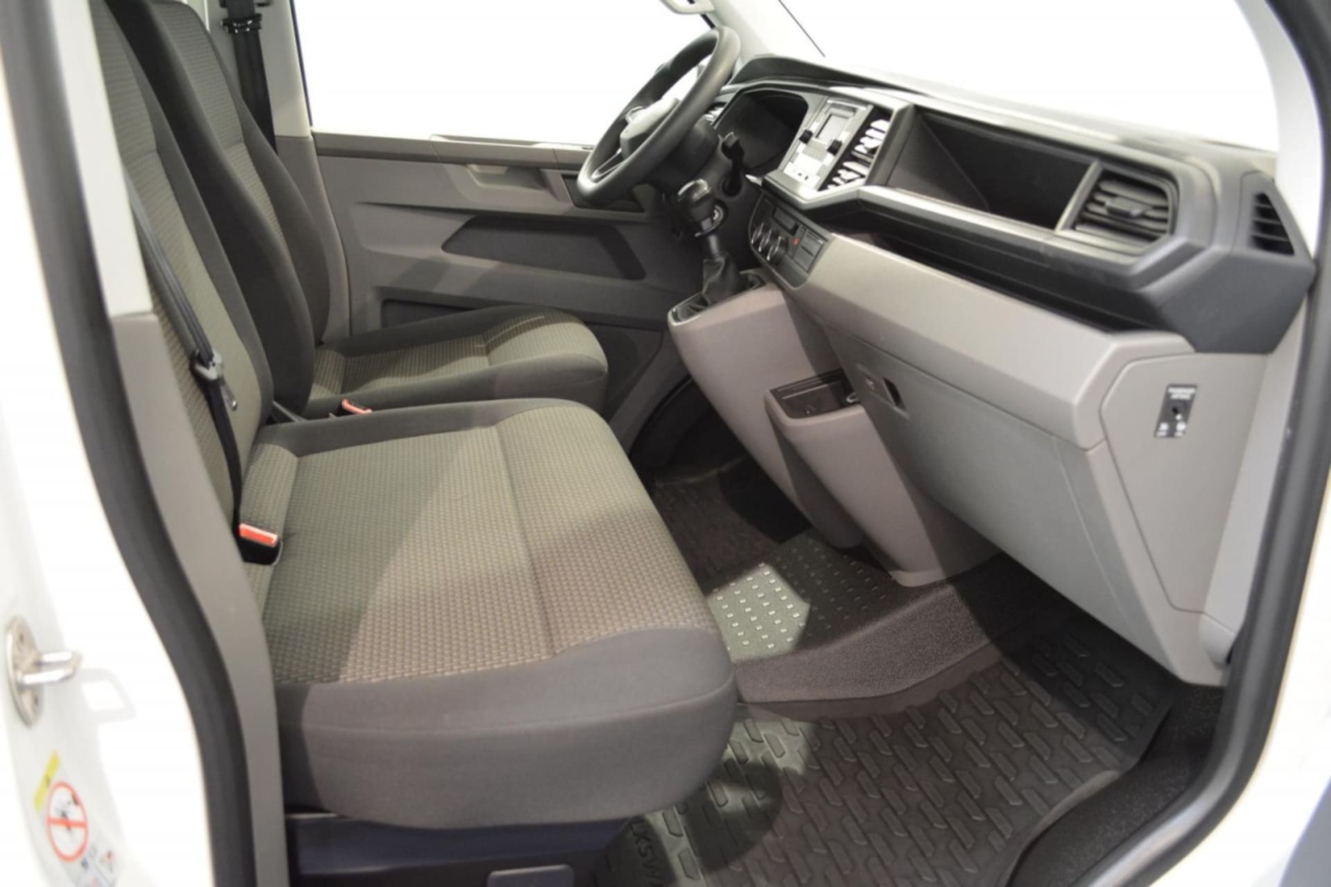 Volkswagen T6.1 Transporter Kombi kurzer Radstand