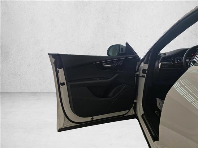 2025 Audi Q8 Premium - Photo 10