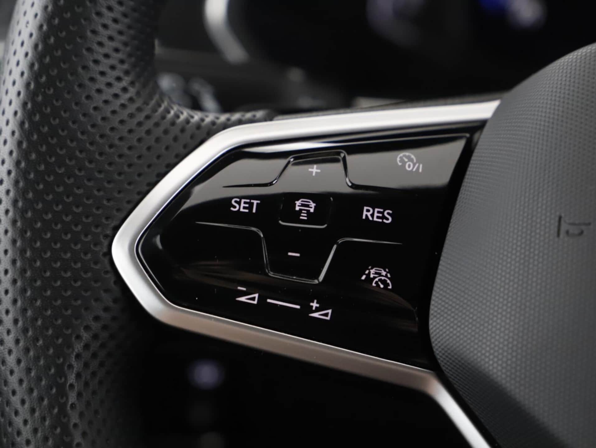 Volkswagen Tiguan Allspace R-Line