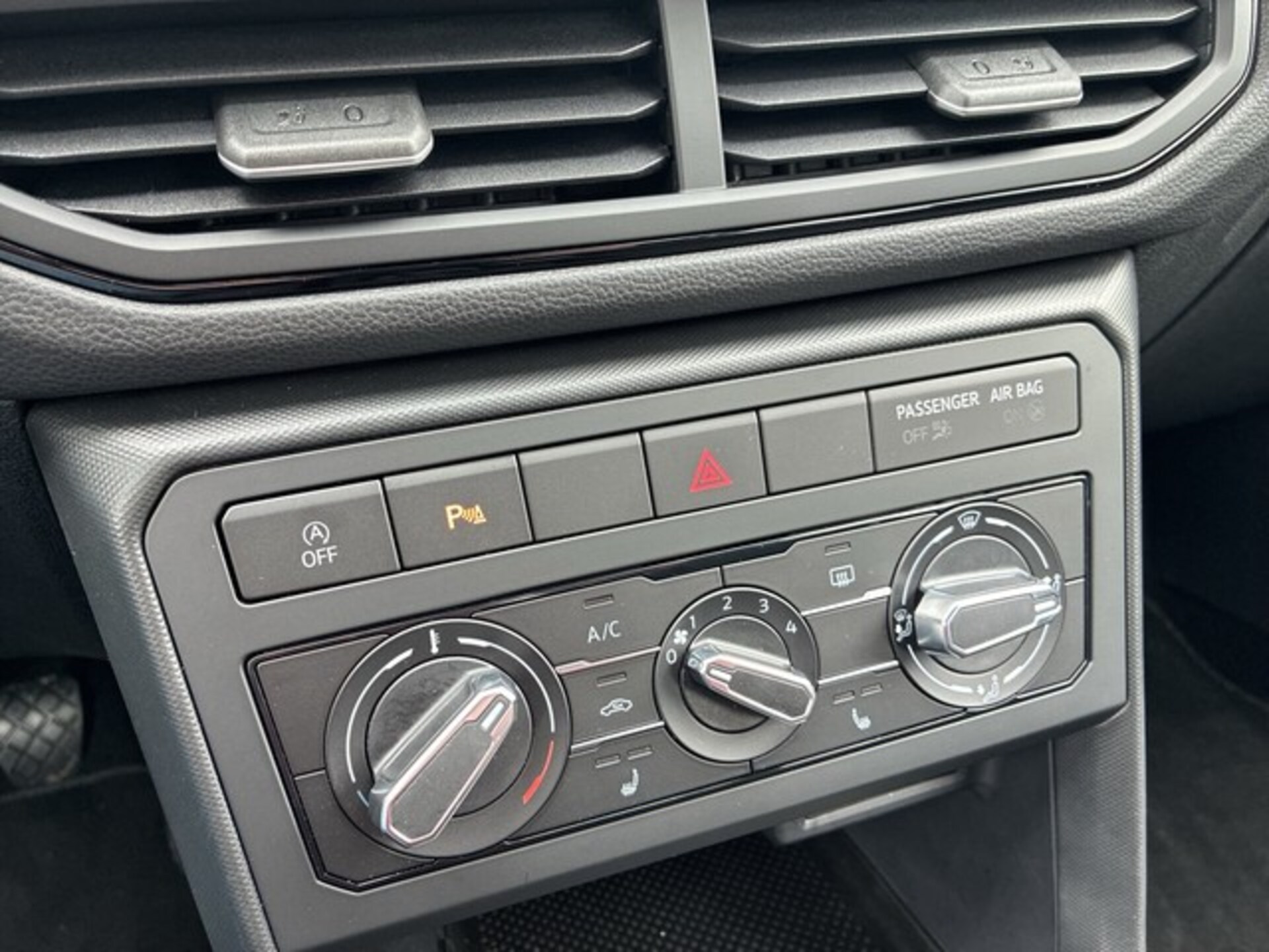 Volkswagen T-Cross Basis-Modell