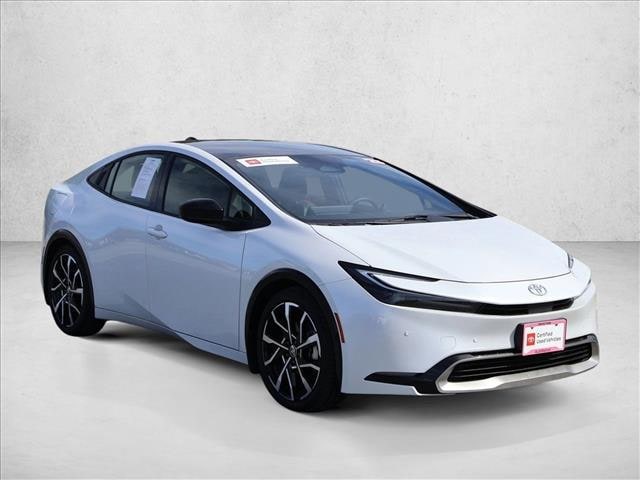 2025 Toyota Prius Plug-in Hybrid