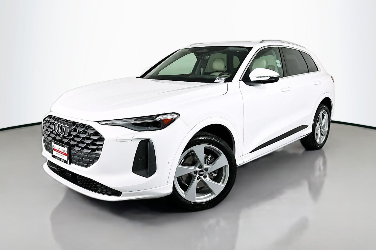 2025 Audi Q5 40 Premium Plus's photo