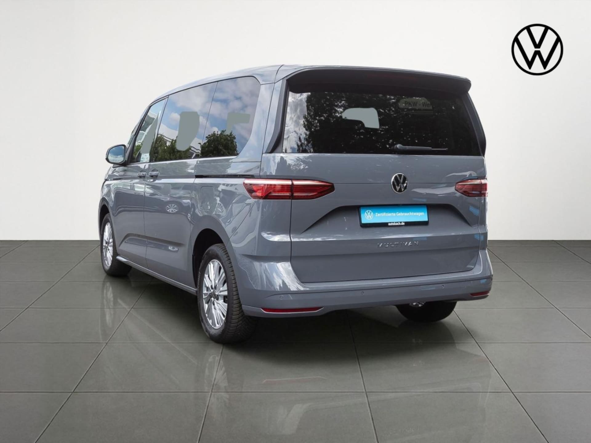 Volkswagen Multivan Basis-Modell