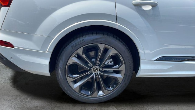 2026 Audi Q7 Premium Plus - Photo 21