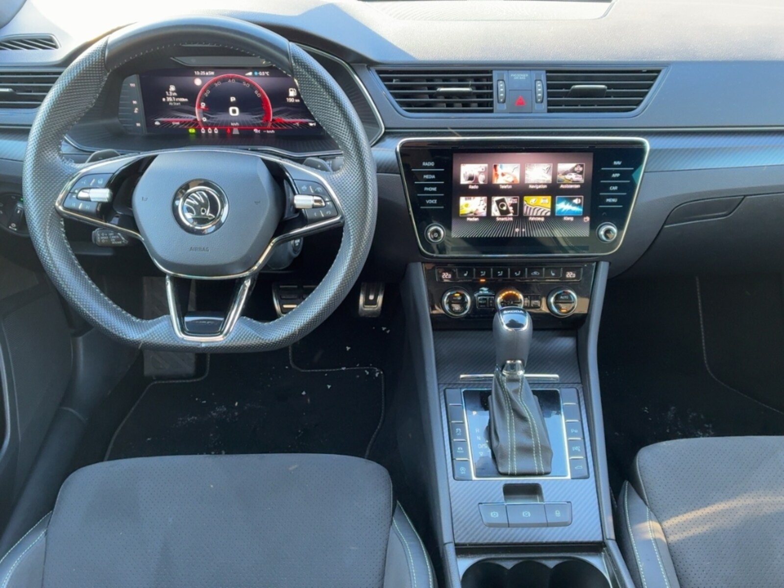 Škoda Superb Combi – Bild 9