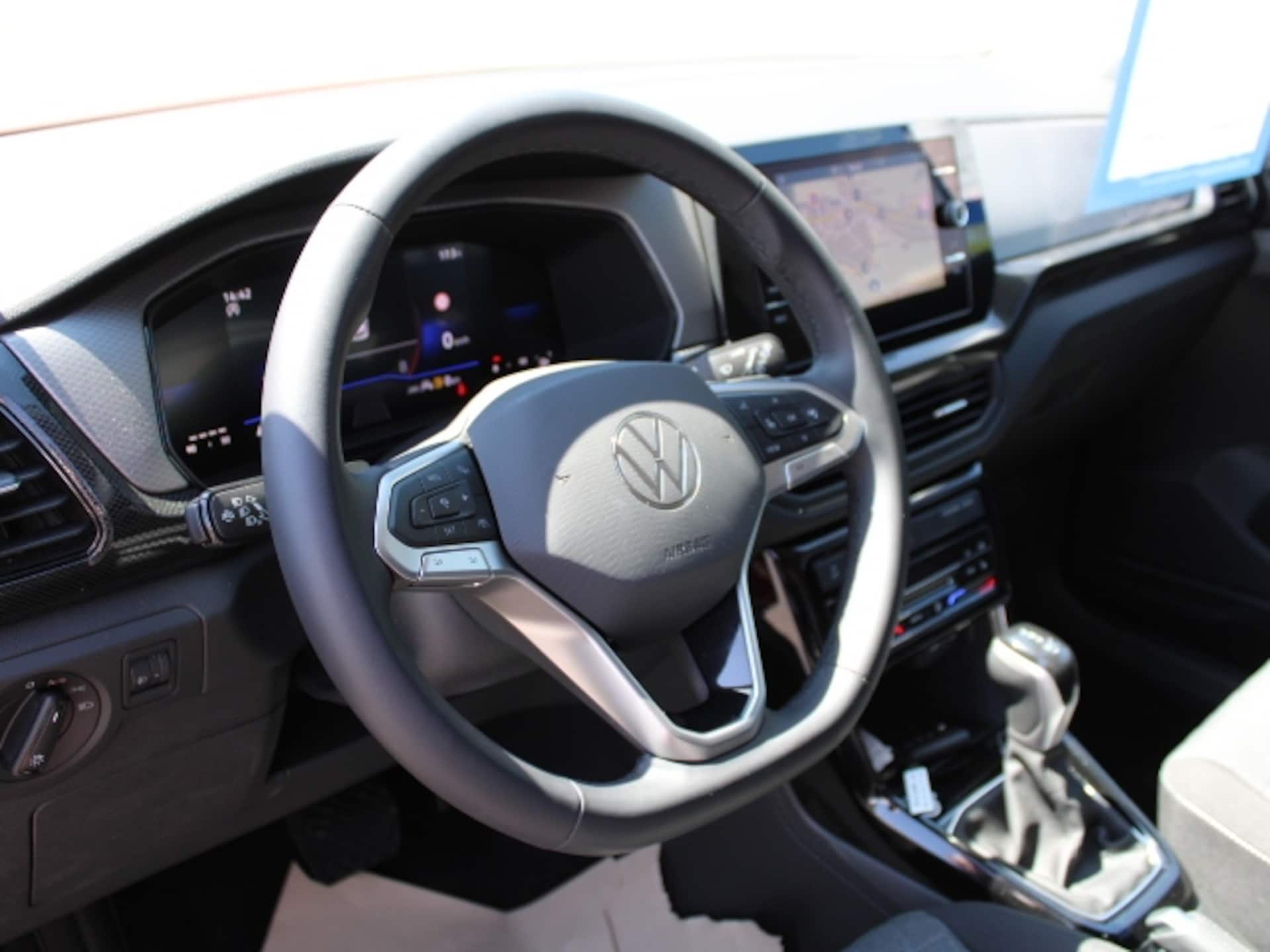 Volkswagen T-Cross Life