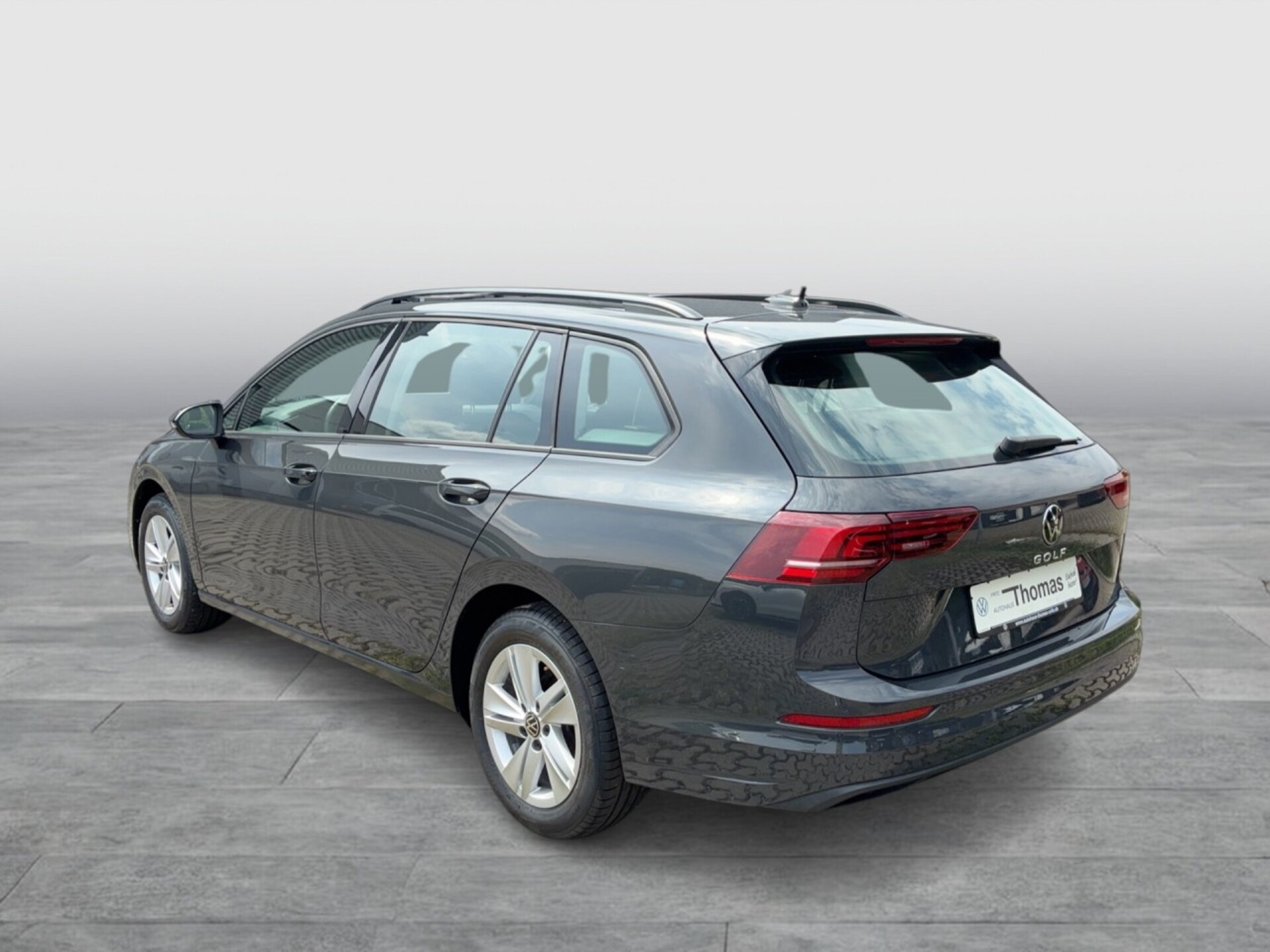Volkswagen Golf Variant Life