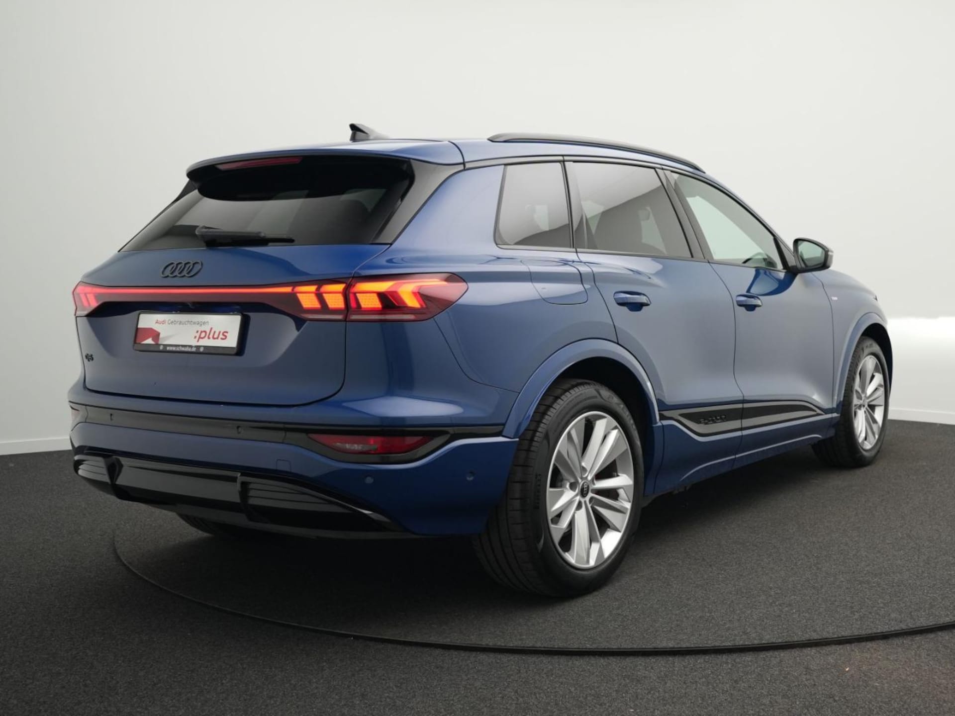 Audi Q6 SUV e-tron
