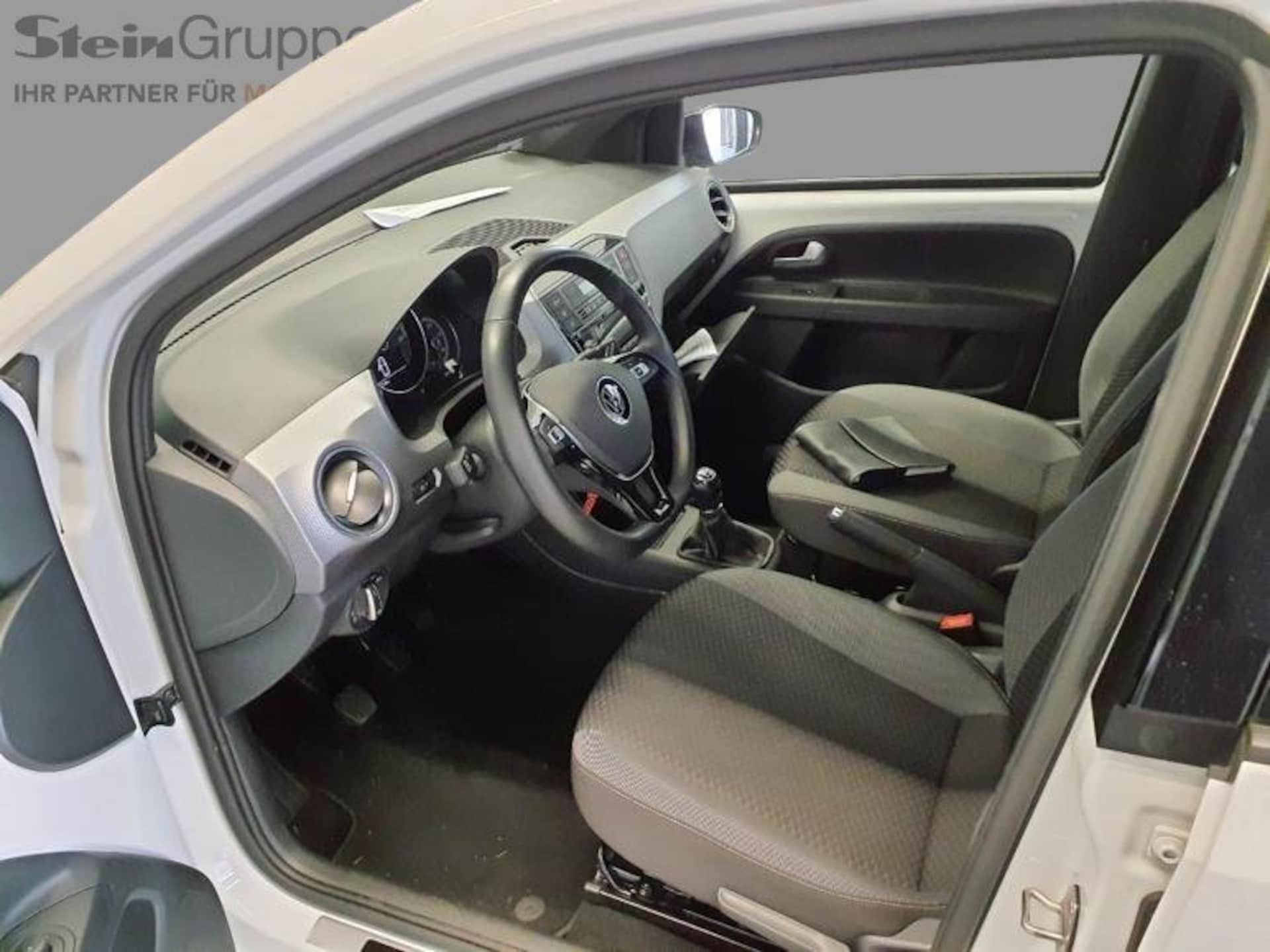Volkswagen up! ACTIVE