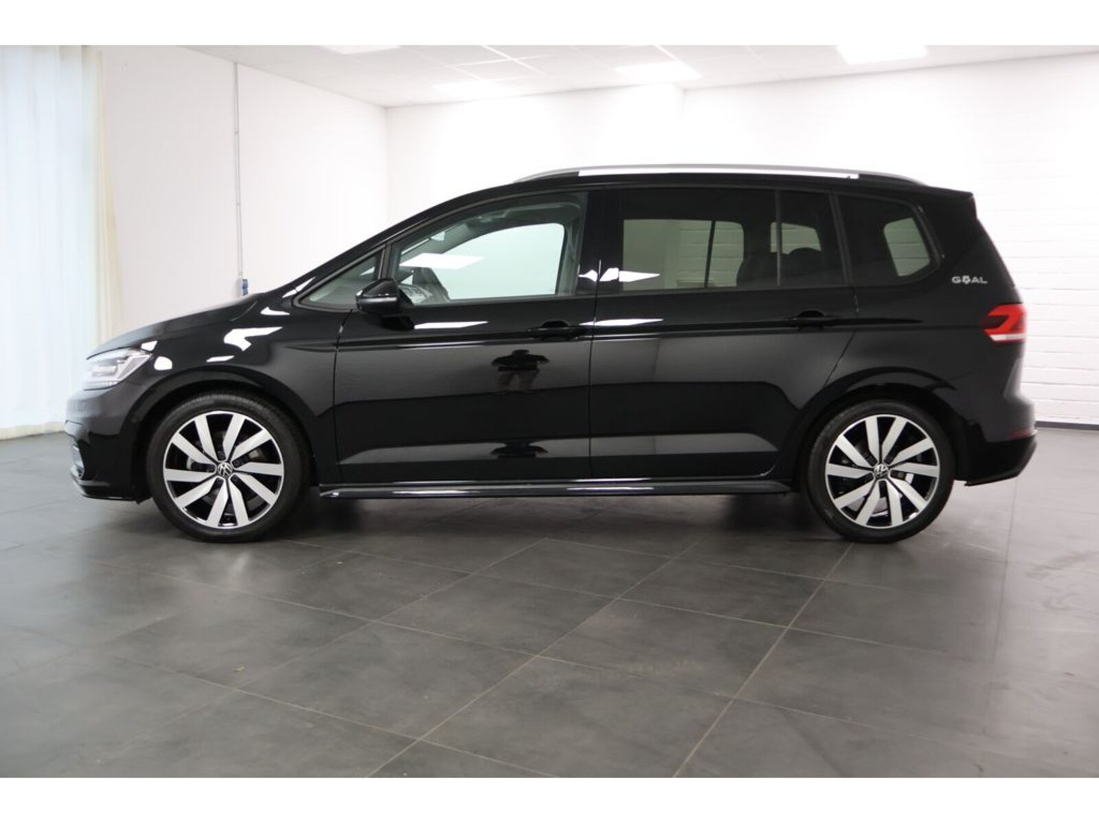 Volkswagen Touran – Bild 8