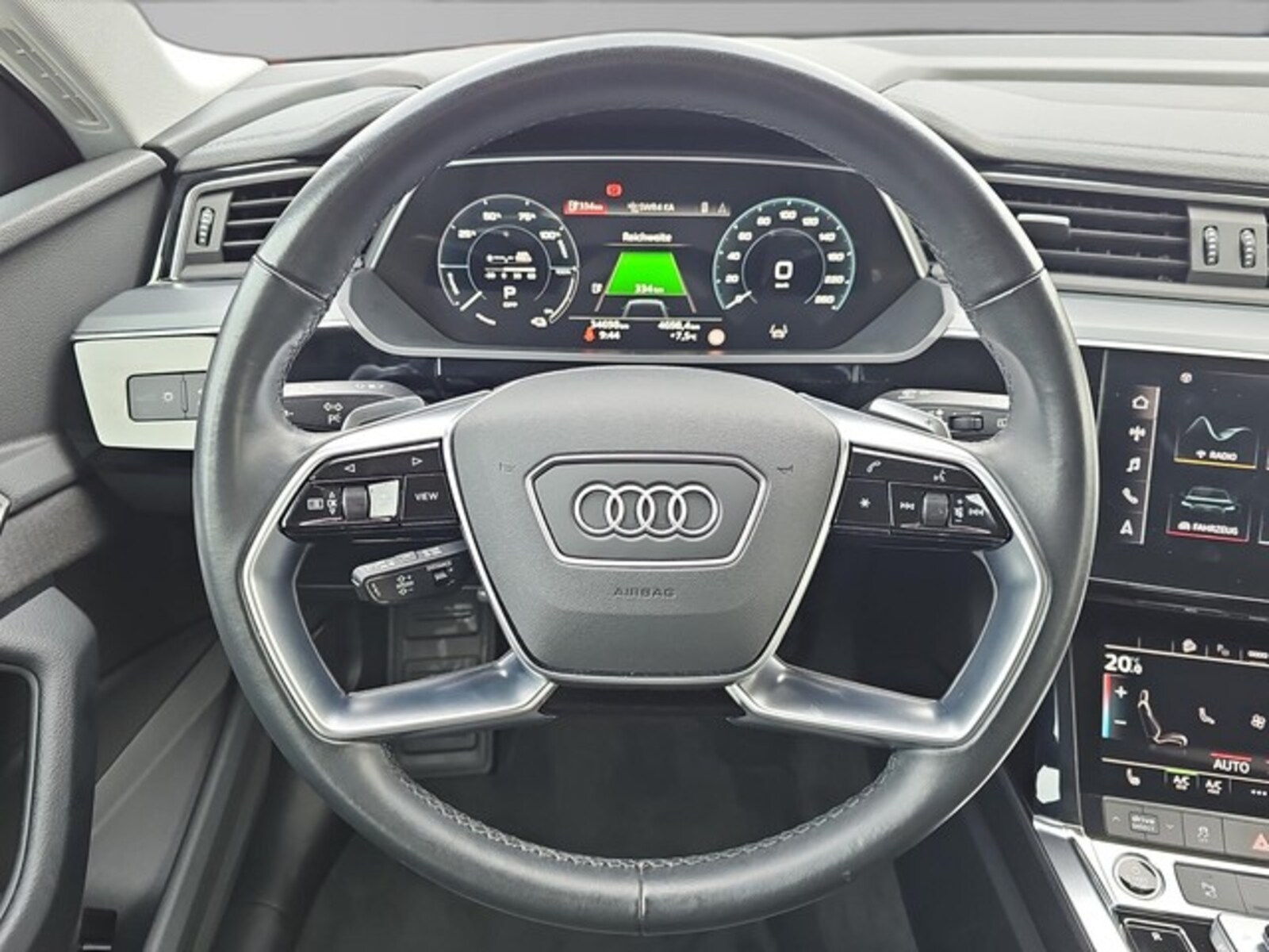 Audi Q8 e-tron – Bild 11