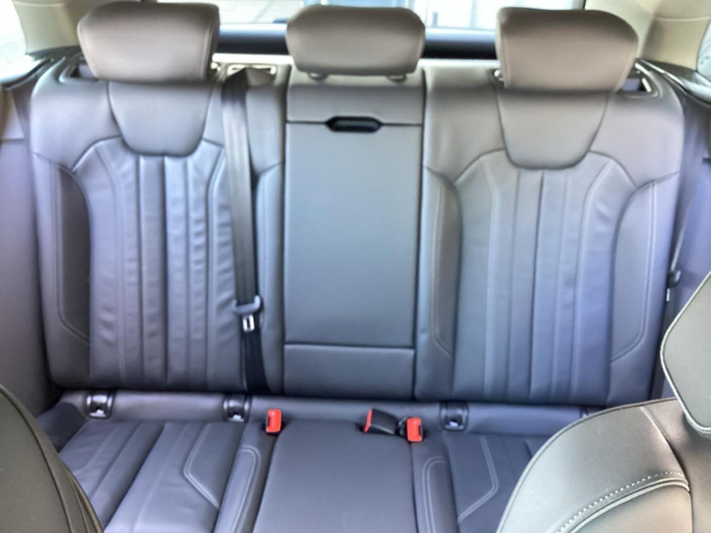 Image about Audi Q5 40 TDI quattro S tronic