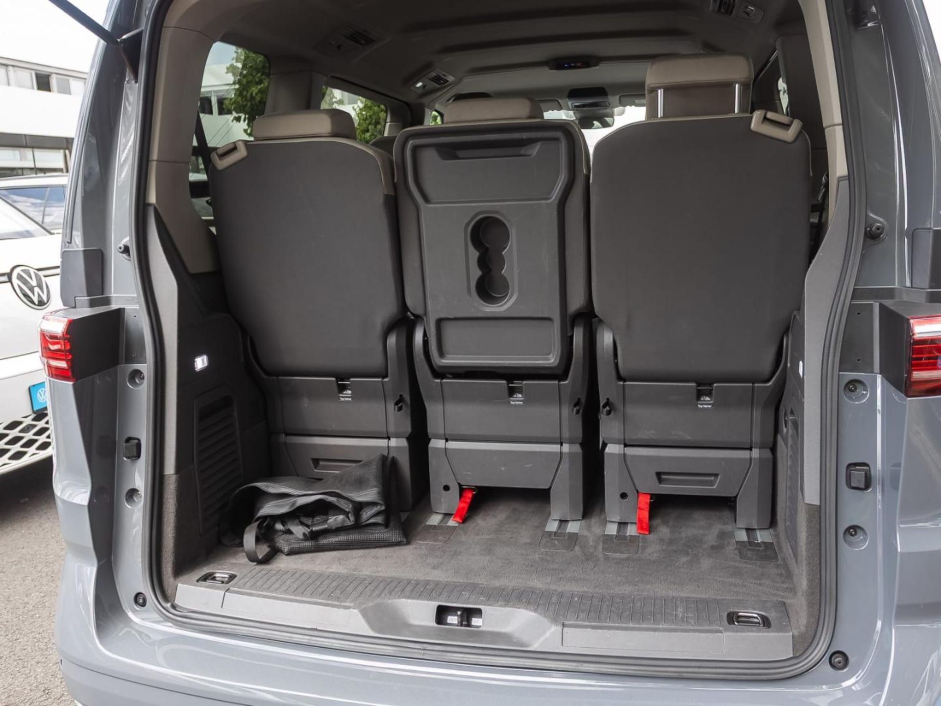 Volkswagen Multivan Basis-Modell