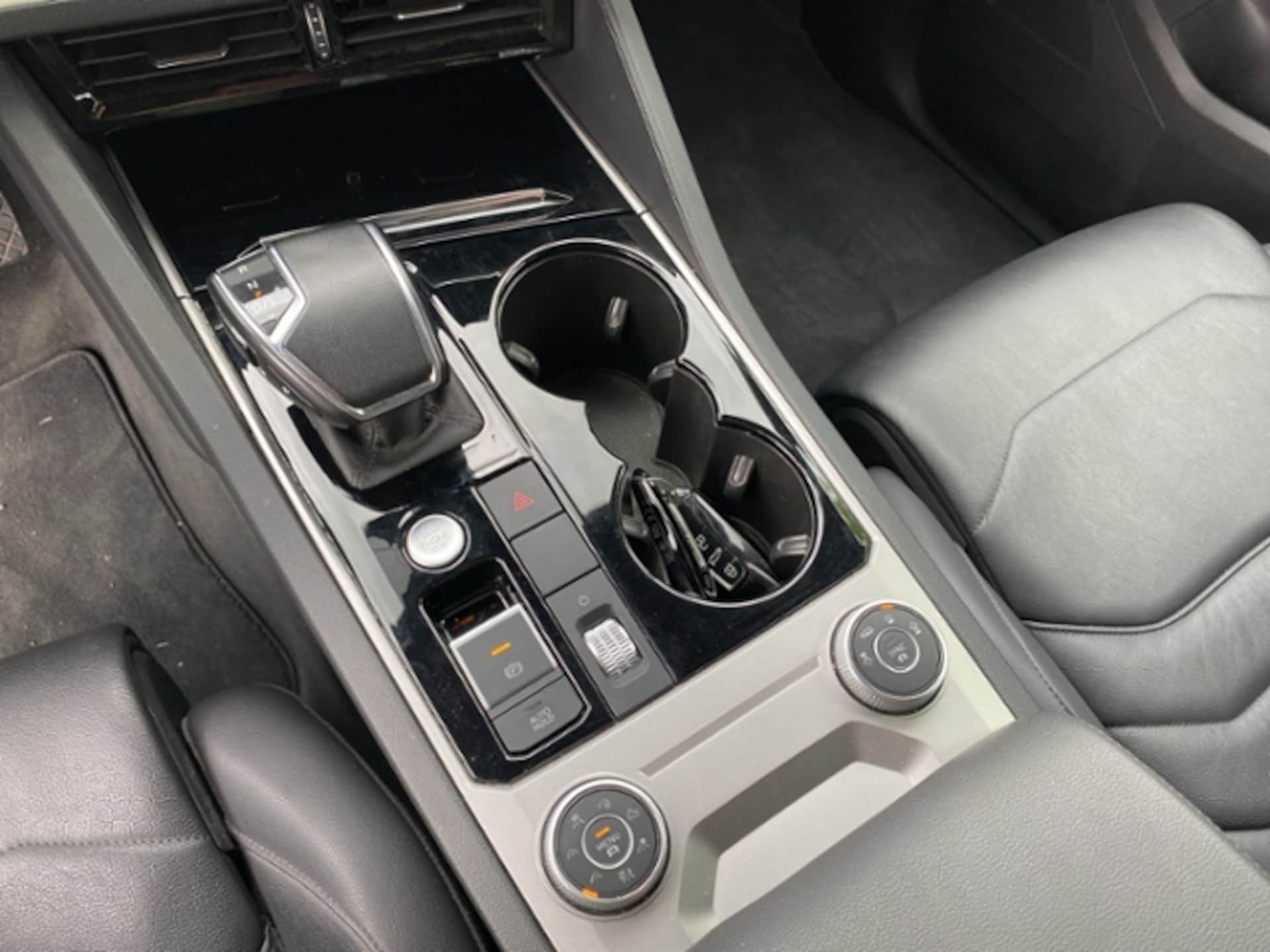 Volkswagen Touareg Basis-Modell