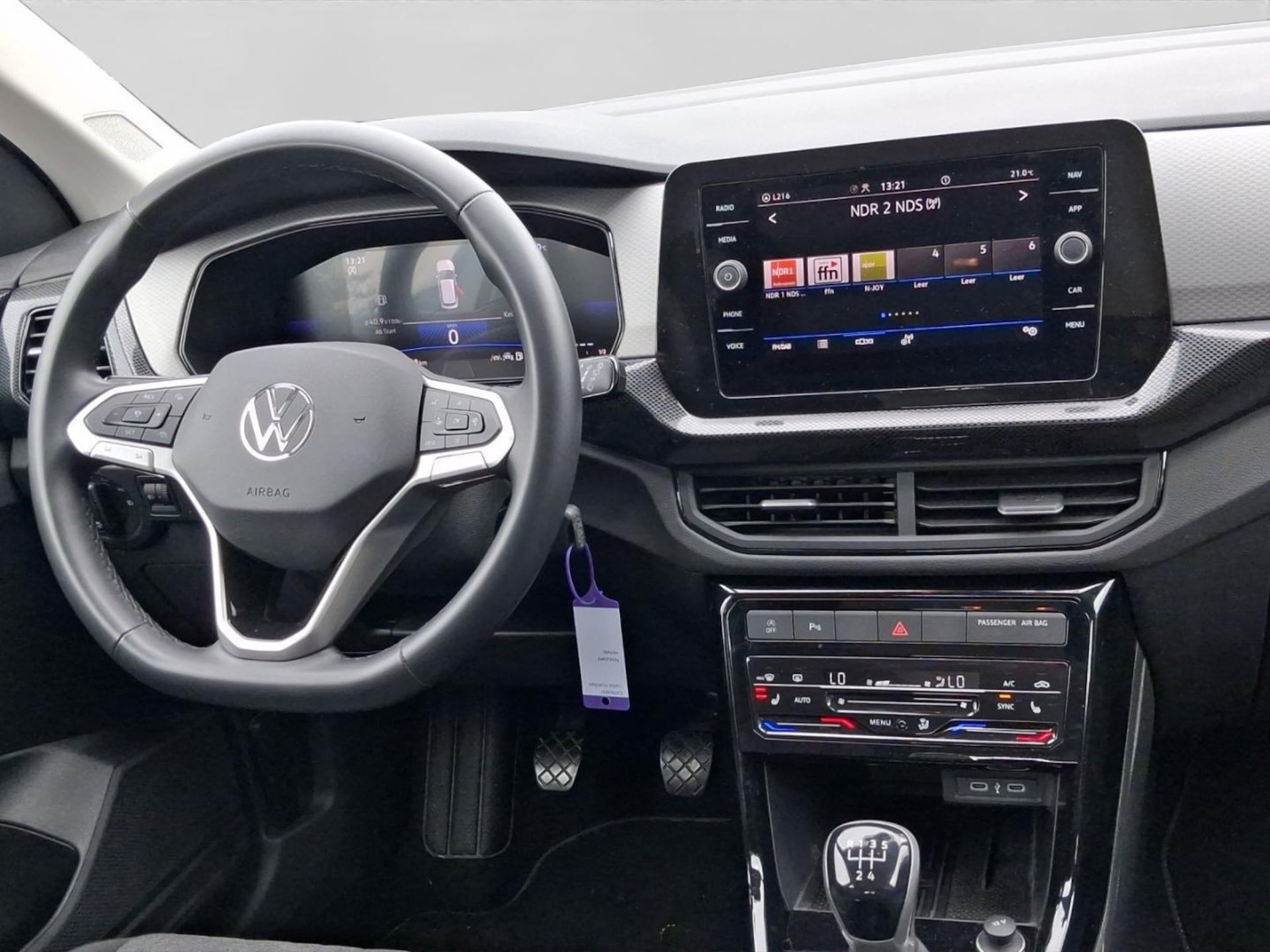 Volkswagen T-Cross Life