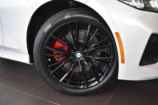 2024 BMW 330i
