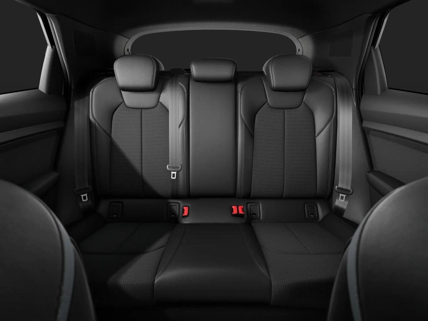 Bild über Audi A1 Sportback S line 40 TFSI S tronic - für weitere Informationen kontaktieren Sie den Audi Partner