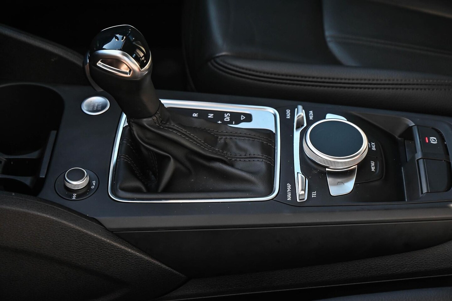 Image about Audi Q2 35 TFSI S tronic
