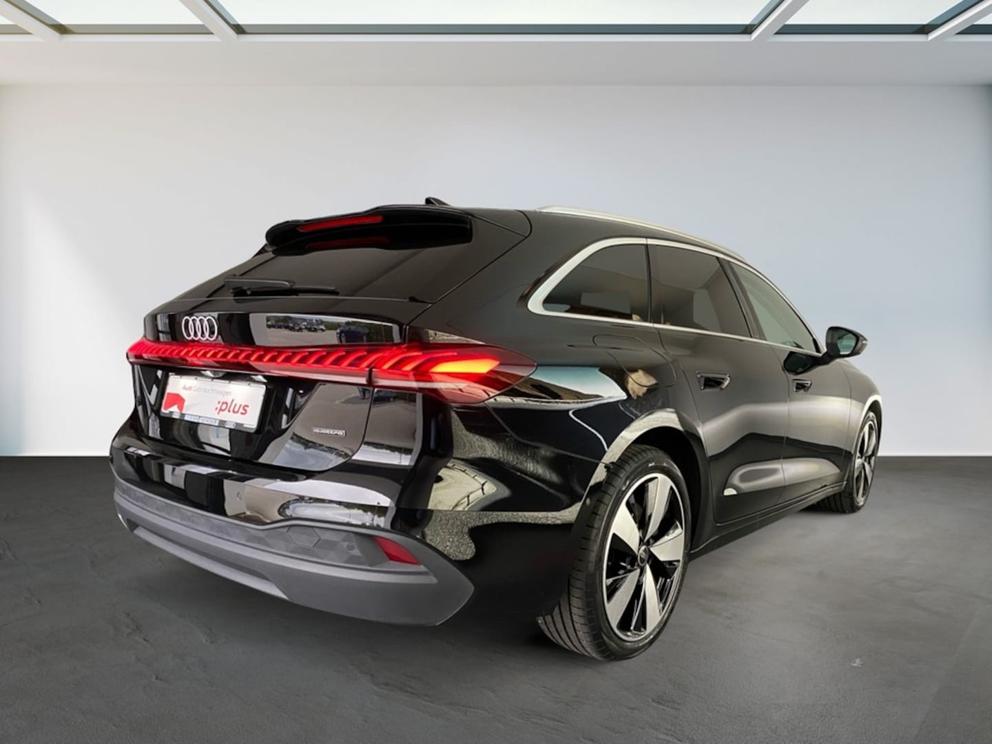Bild über Audi A5 Avant TDI quattro 150 kW S tronic - für weitere Informationen kontaktieren Sie den Audi Partner