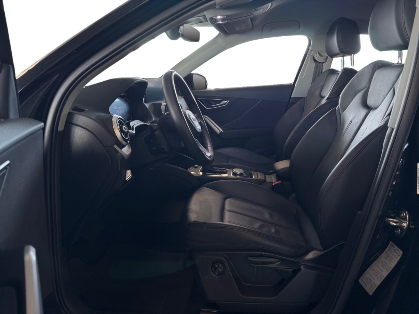 Bild über Audi Q2 advanced 40 TFSI quattro S tronic - für weitere Informationen kontaktieren Sie den Audi Partner