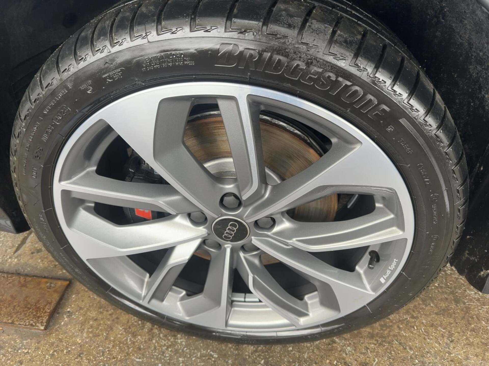 Audi SQ2