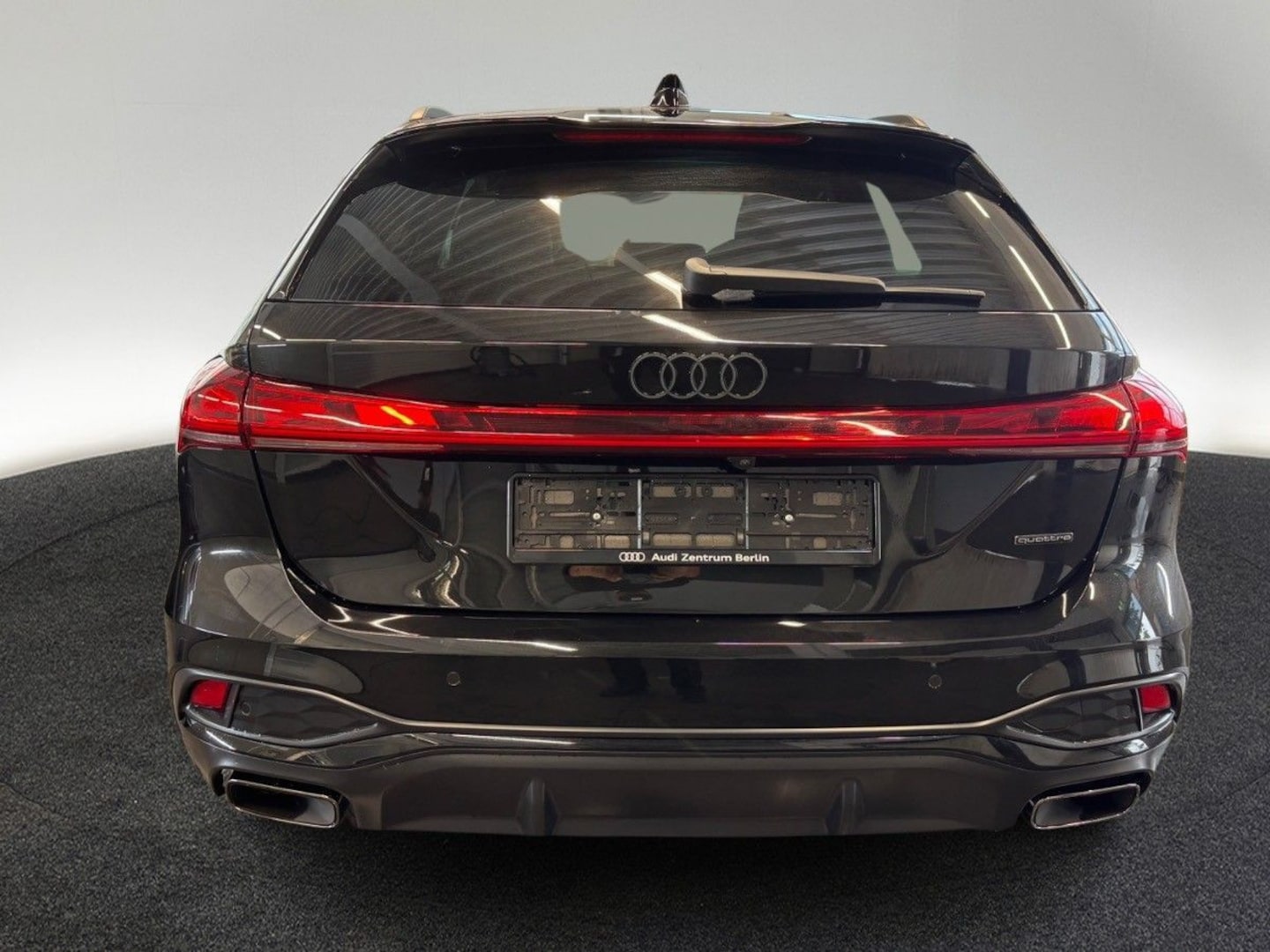 Bild über Audi A5 Avant e-hybrid e-hybrid quattro 270 kW S tronic - für weitere Informationen kontaktieren Sie den Audi Partner