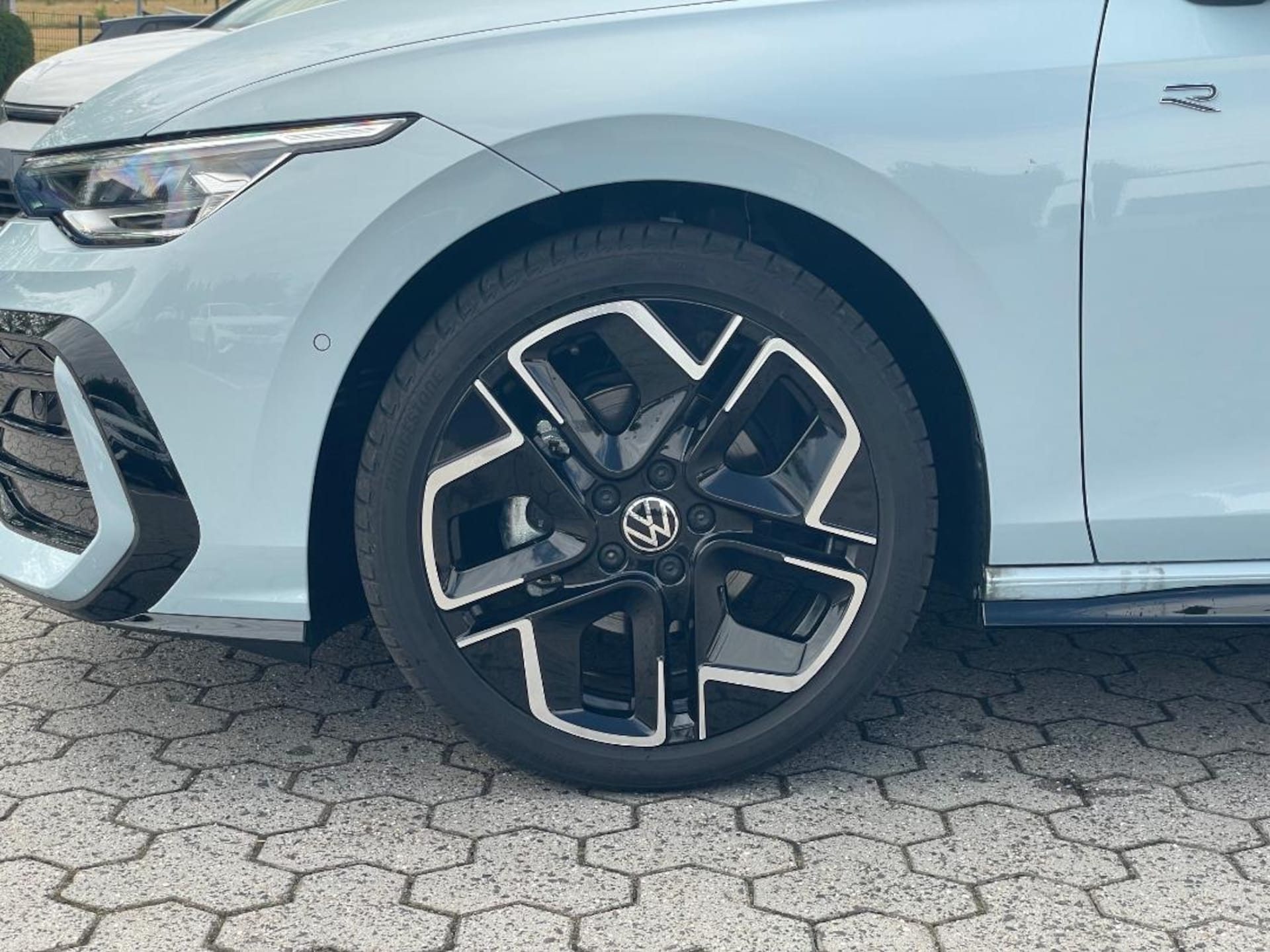 Volkswagen Golf Variant R-Line