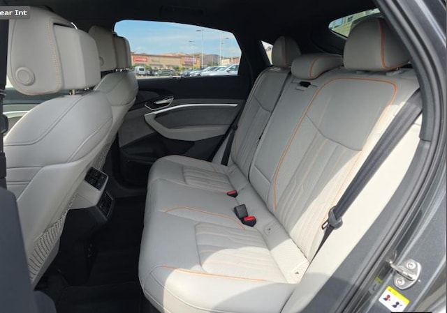 2024 Audi Q8 Sportback e-tron