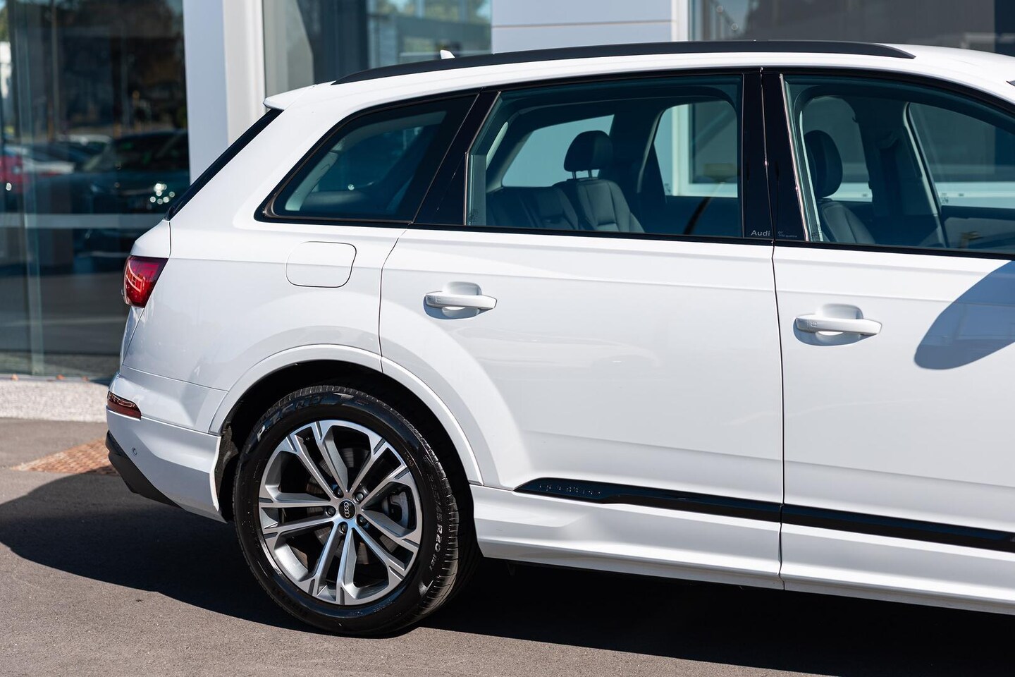 Image about Audi Q7 45 TFSI quattro tiptronic