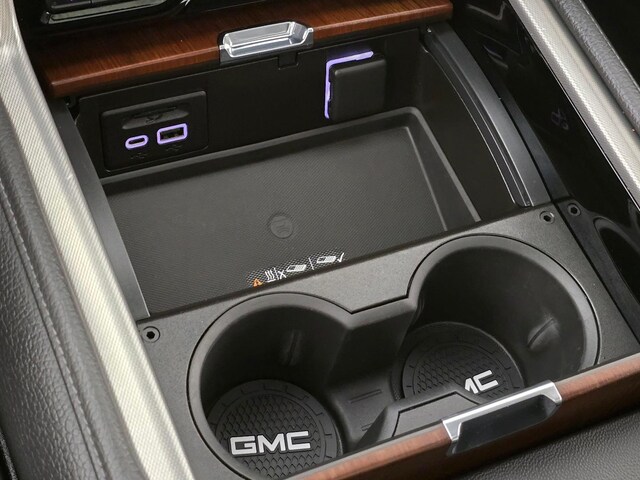 2021 GMC Yukon Denali - Photo 33