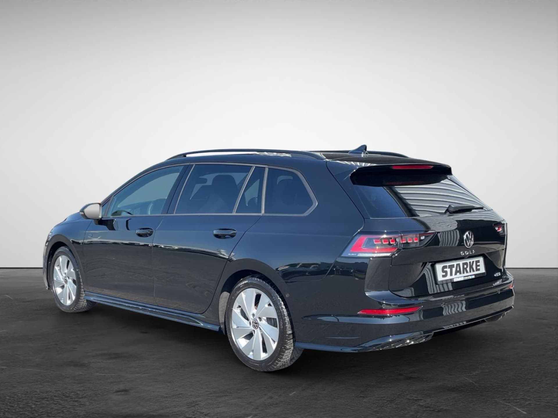 Volkswagen Golf Variant R-Line