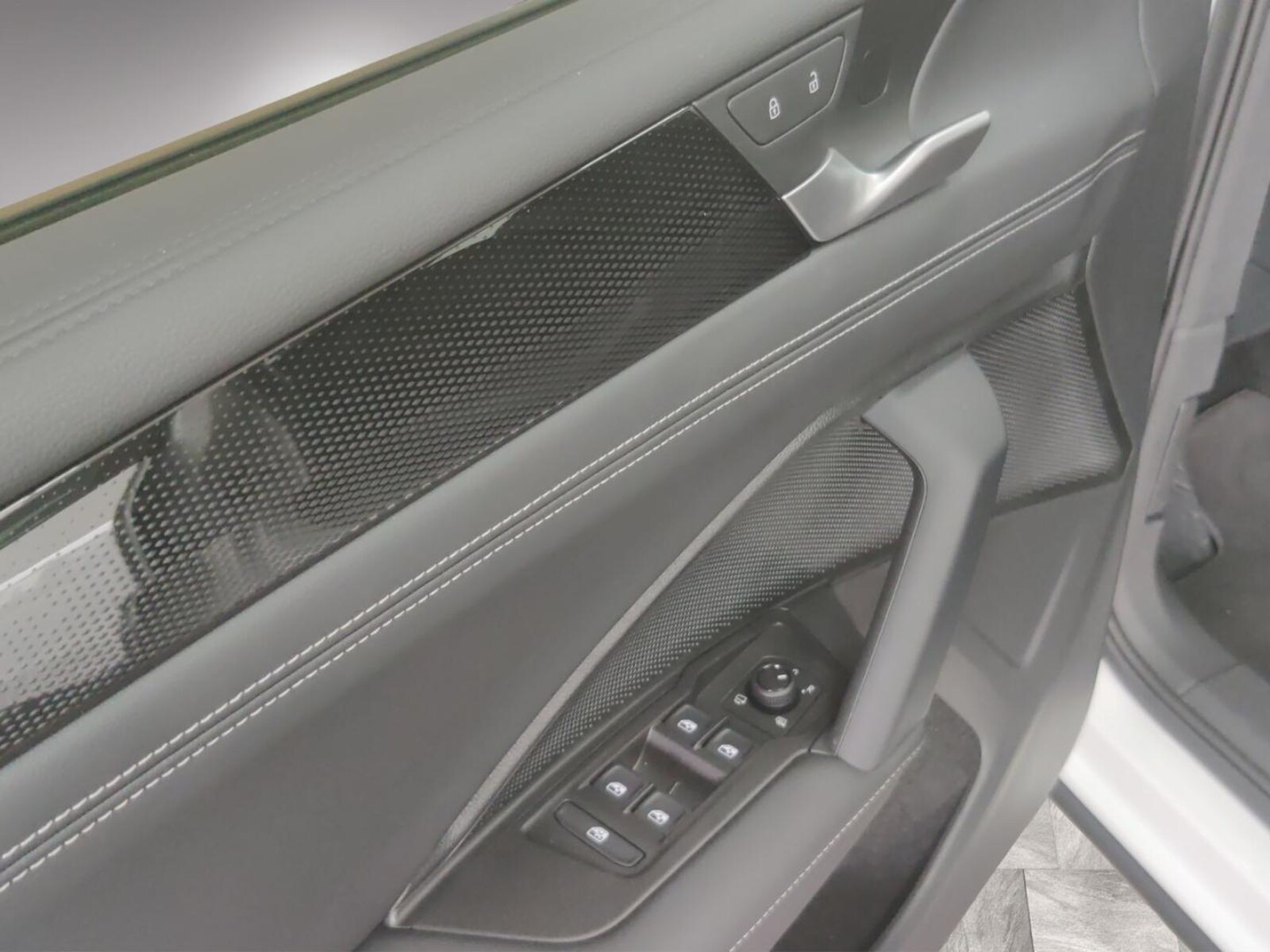 Volkswagen Tiguan – Bild 10