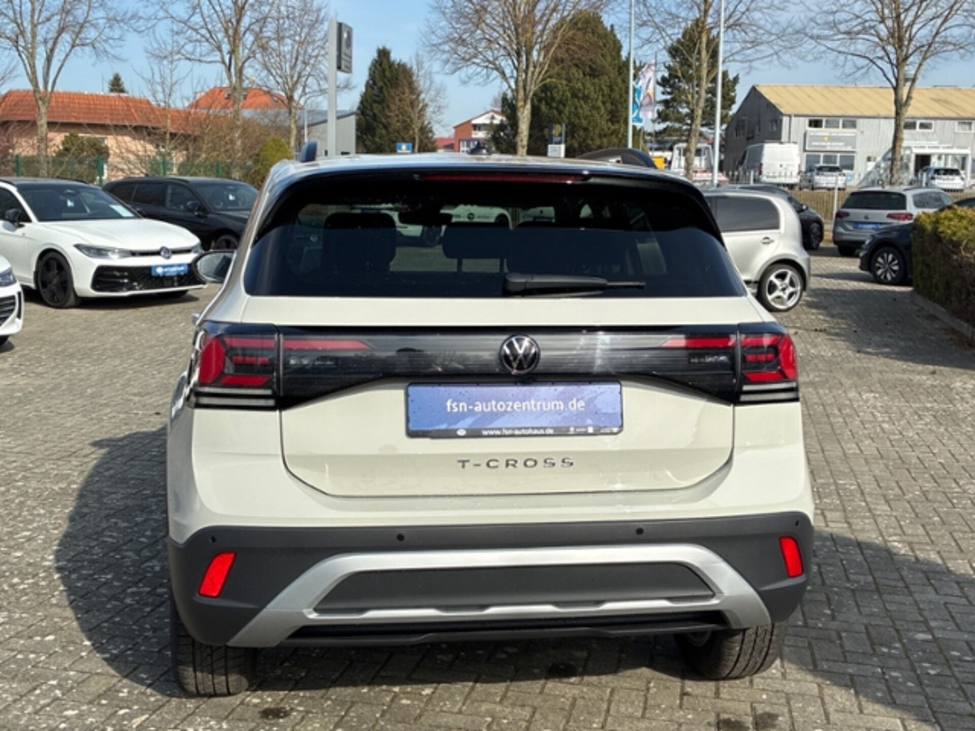 Volkswagen T-Cross Life