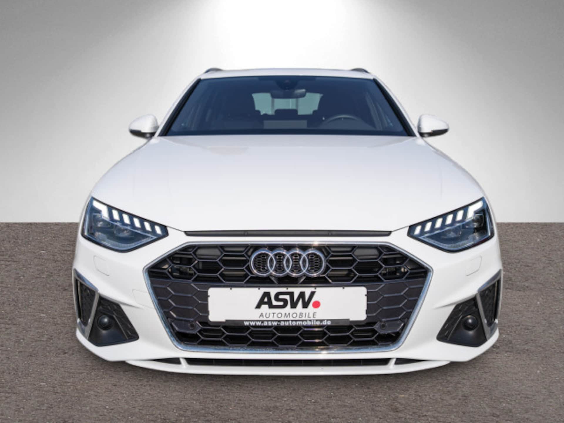 Audi A4 Avant S line