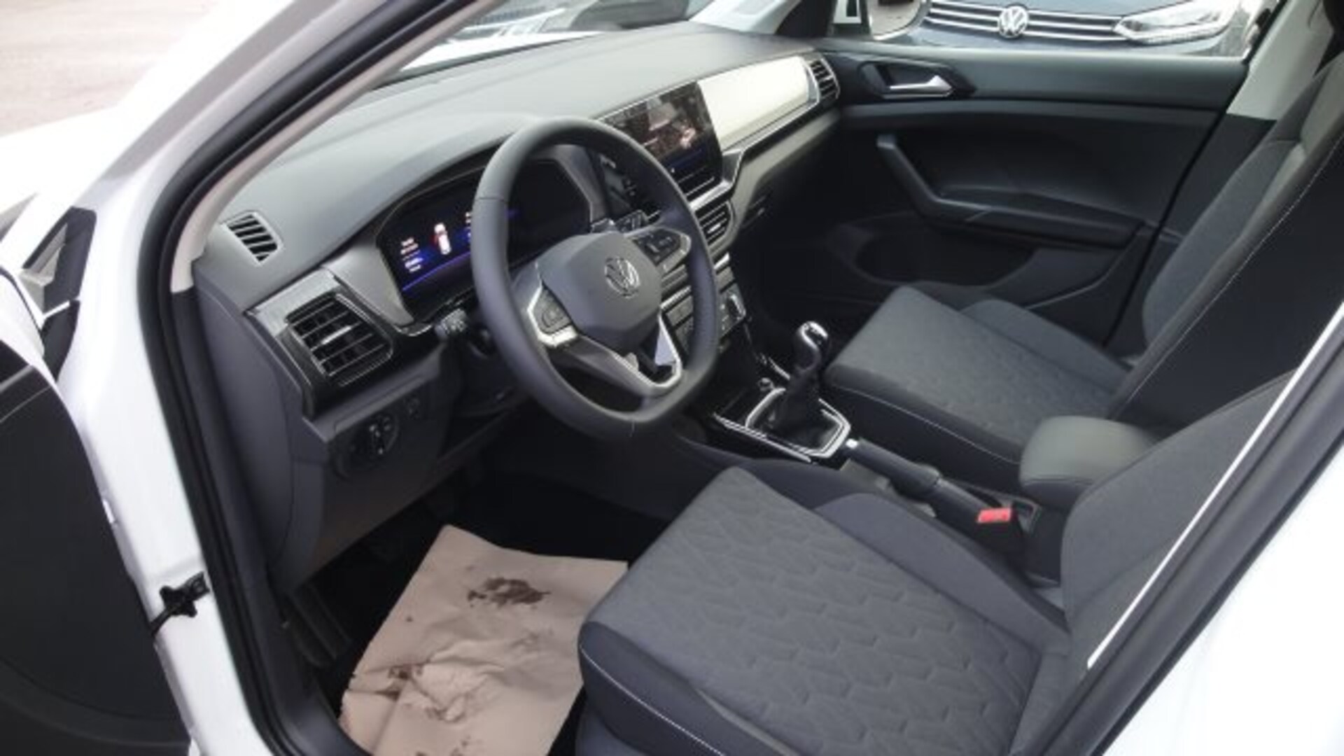 Volkswagen T-Cross Life