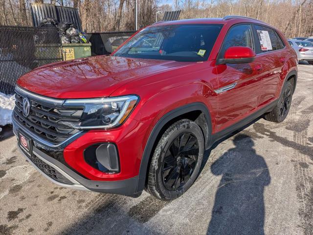 2025 Volkswagen Atlas Cross Sport SE w/Tech