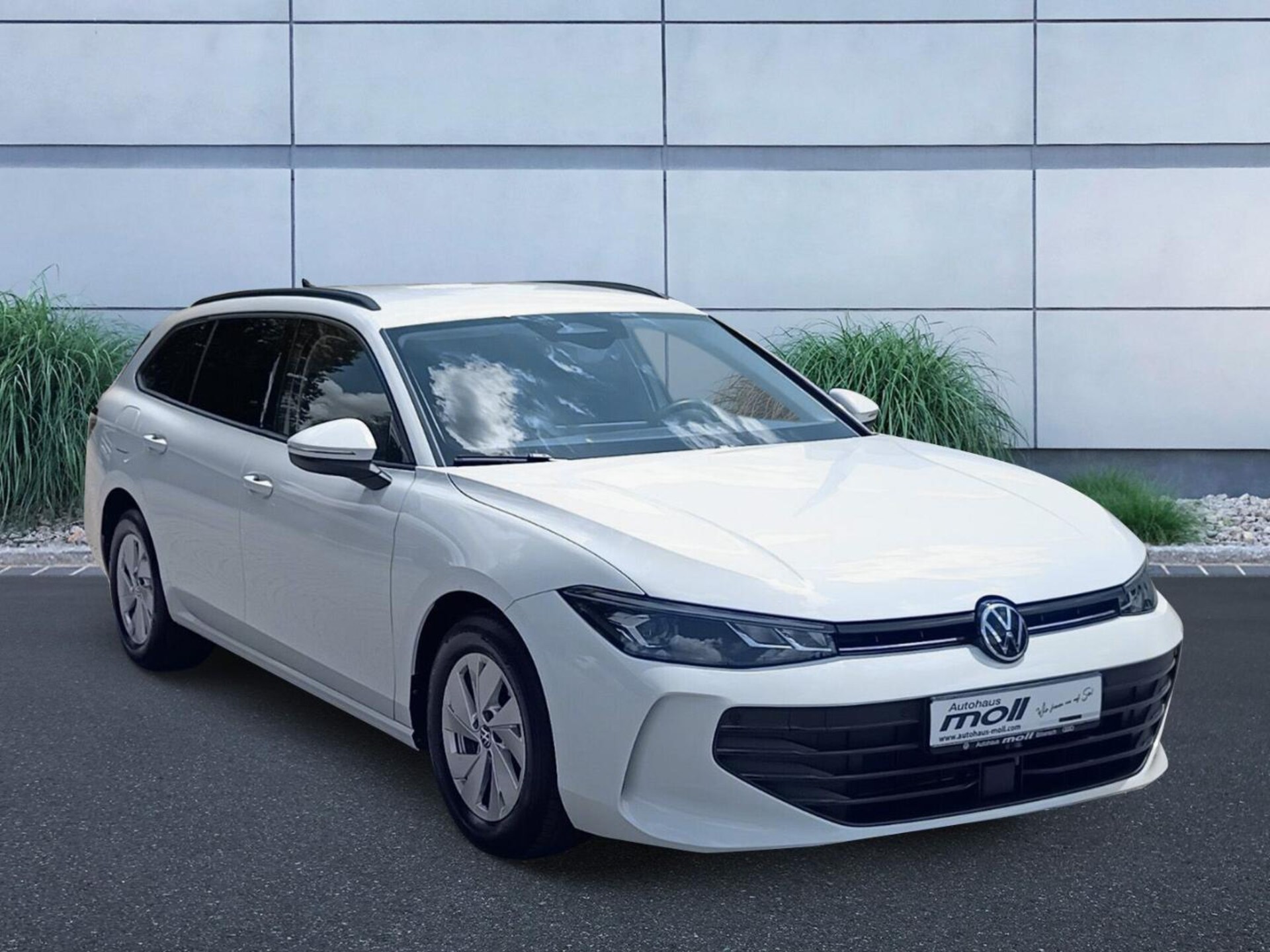 Volkswagen Passat Basis-Modell