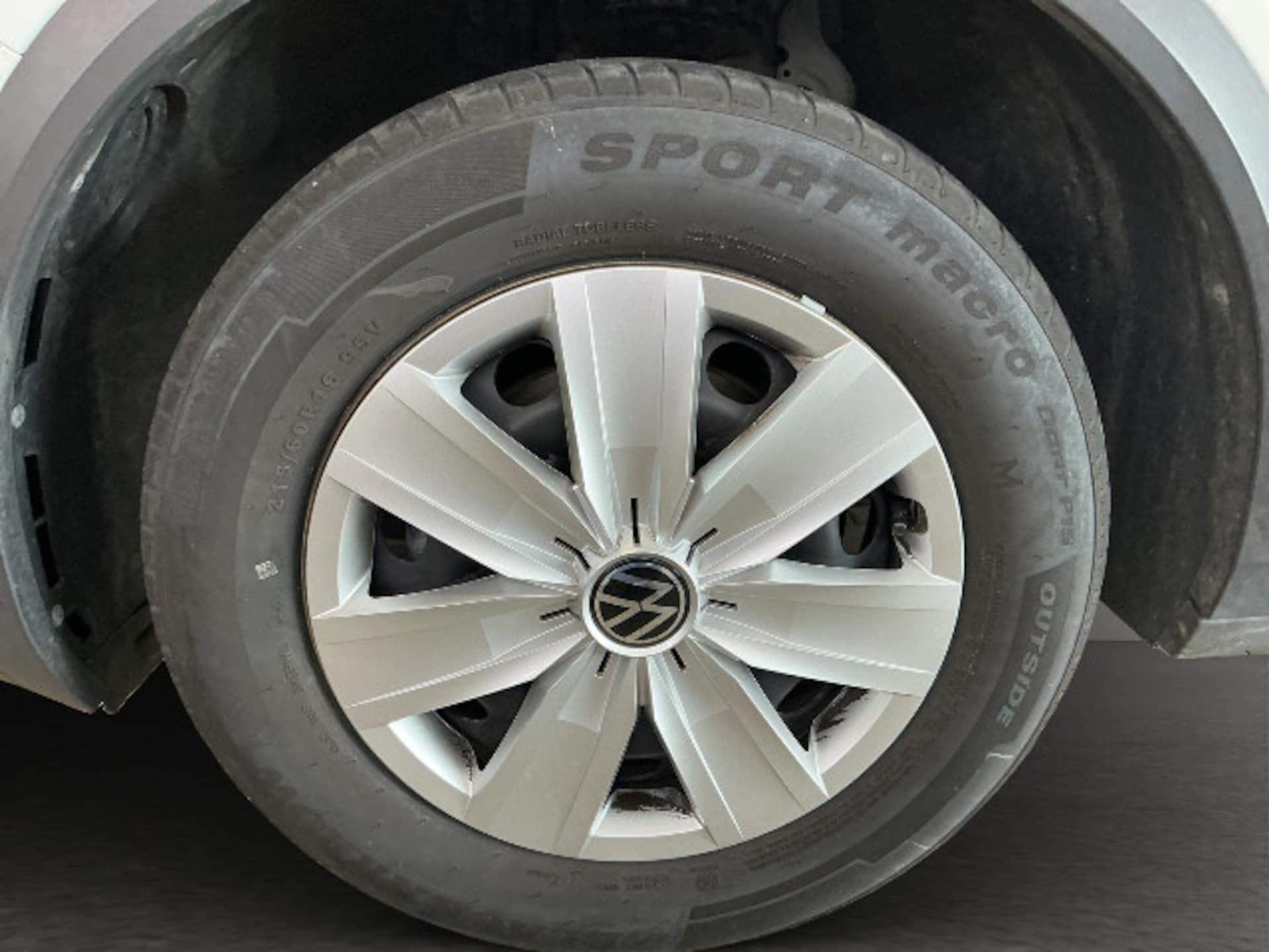 Volkswagen T-Roc Basis-Modell